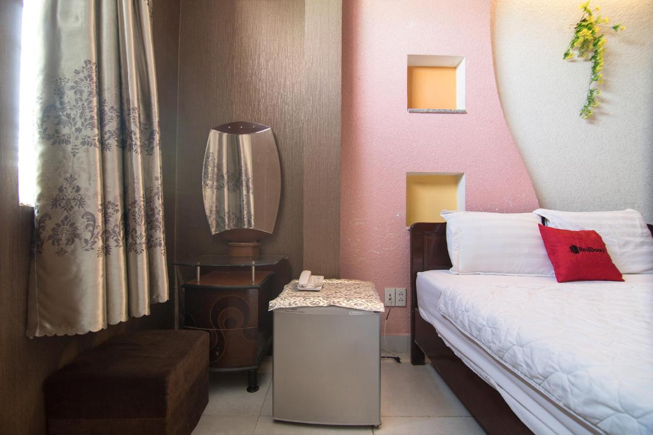 Reddoorz Plus Near Aeon Mall Tan Phu 2 โฮจิมินห์ซิตี้ ภายนอก รูปภาพ